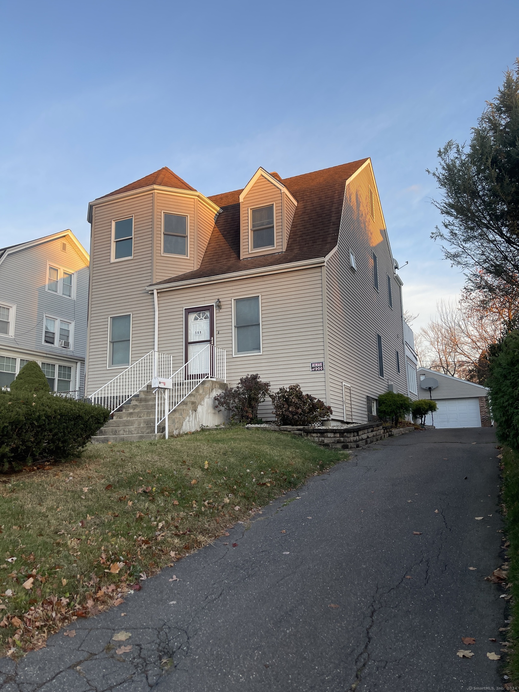569 New Britain Avenue Hartford CT 06106