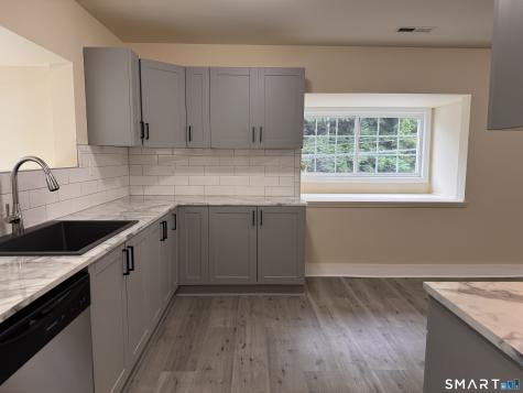 5 Meadow Street Naugatuck CT 06770