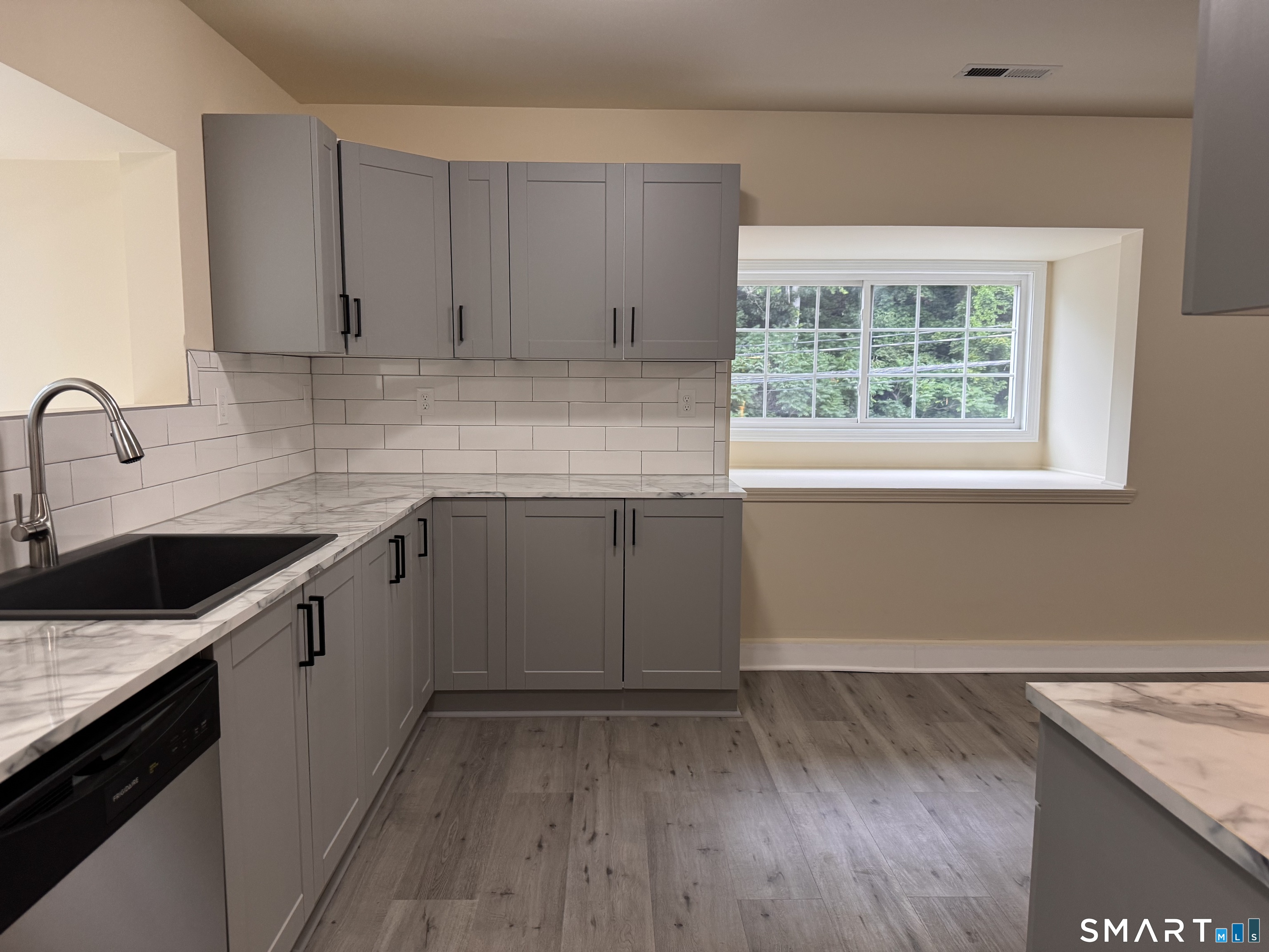 5 Meadow Street Naugatuck CT 06770