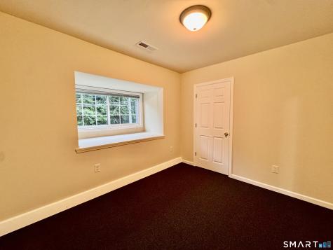5 Meadow Street Naugatuck CT 06770