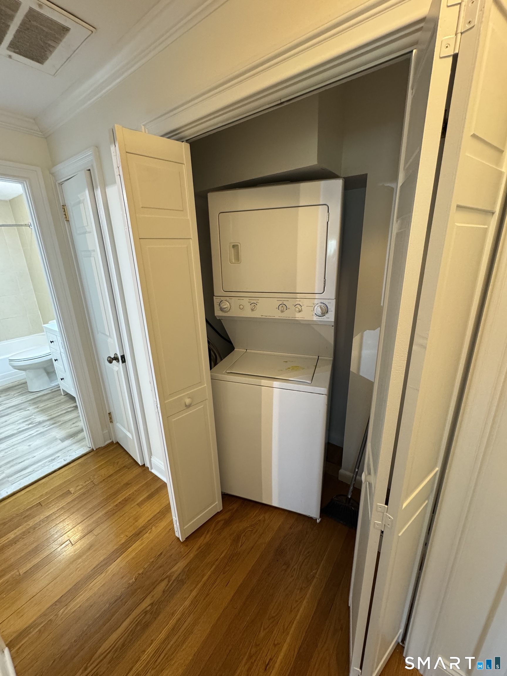 9 Concord Street West Hartford CT 06119