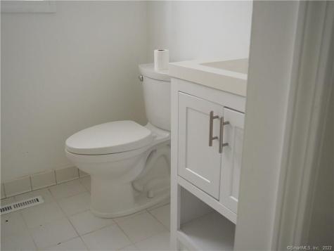 323 Augur Street Hamden CT 06517