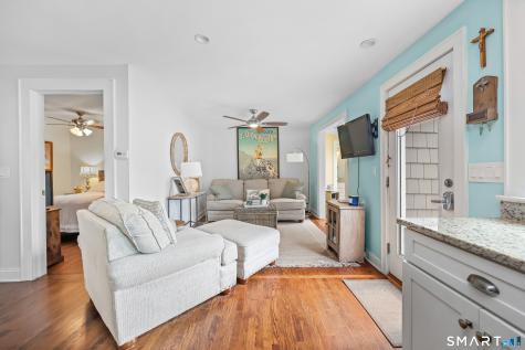 927 East Broadway Milford CT 06460