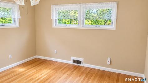 5 Hill Street Branford CT 06405