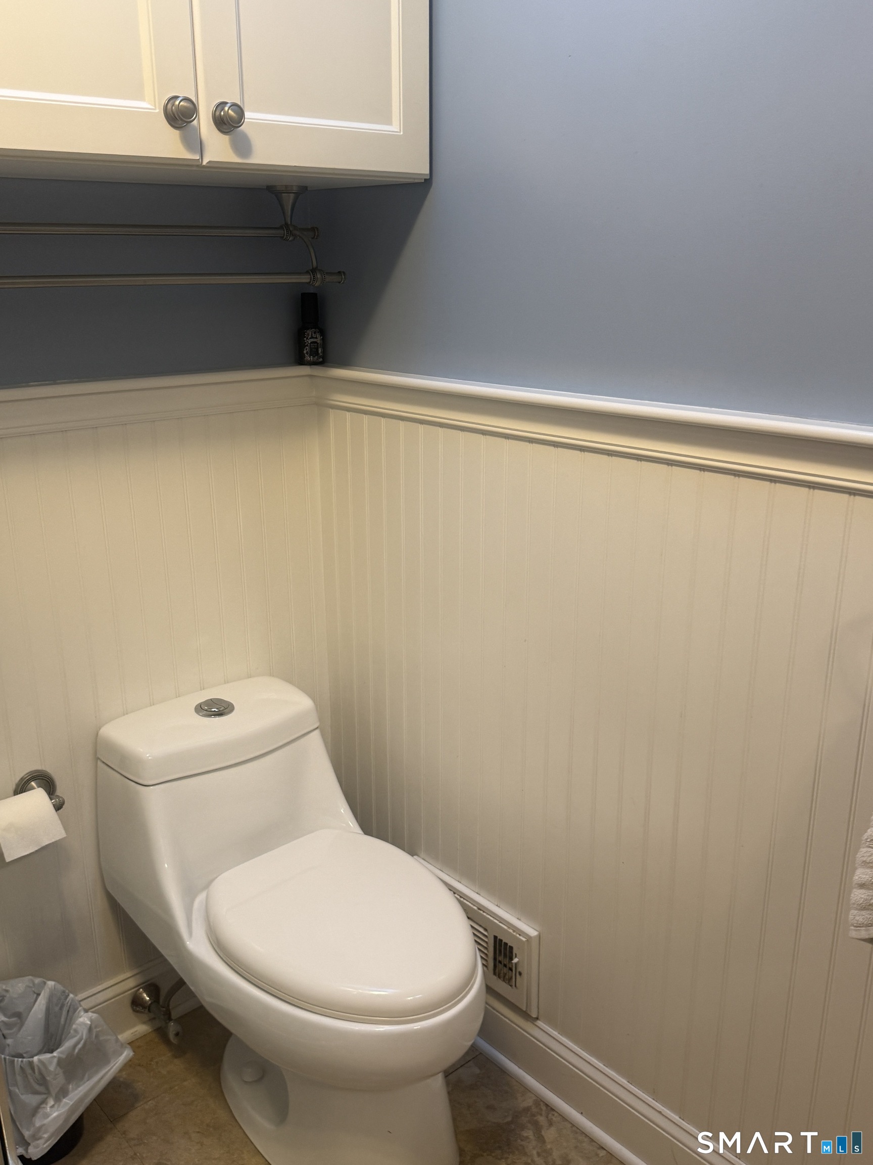 5 Hill Street Branford CT 06405