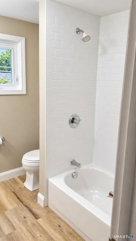 5 Hill Street Branford CT 06405