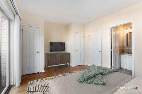 25A Dolsen Place Stamford CT 06901