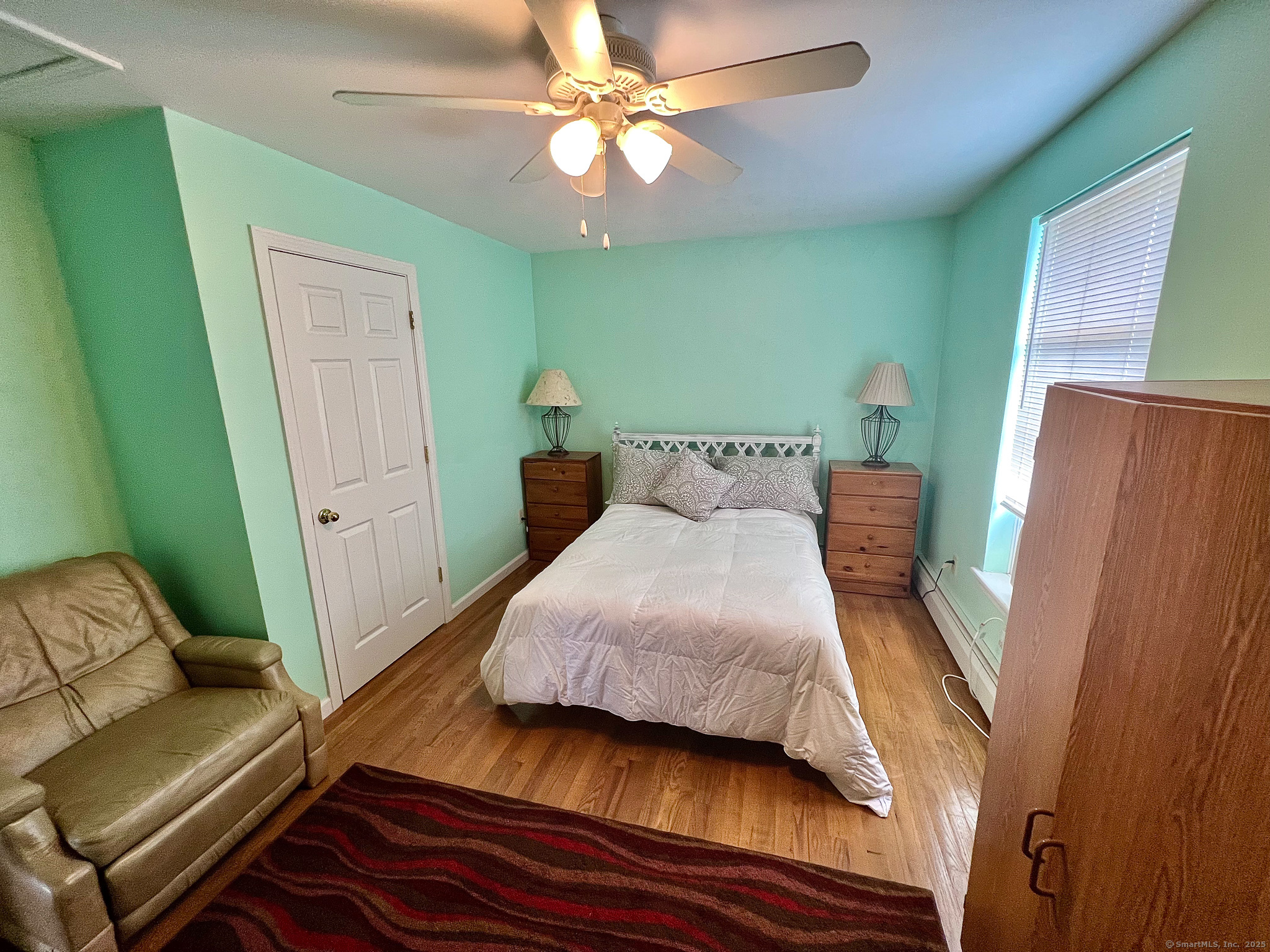 906 East Broadway Milford CT 06460