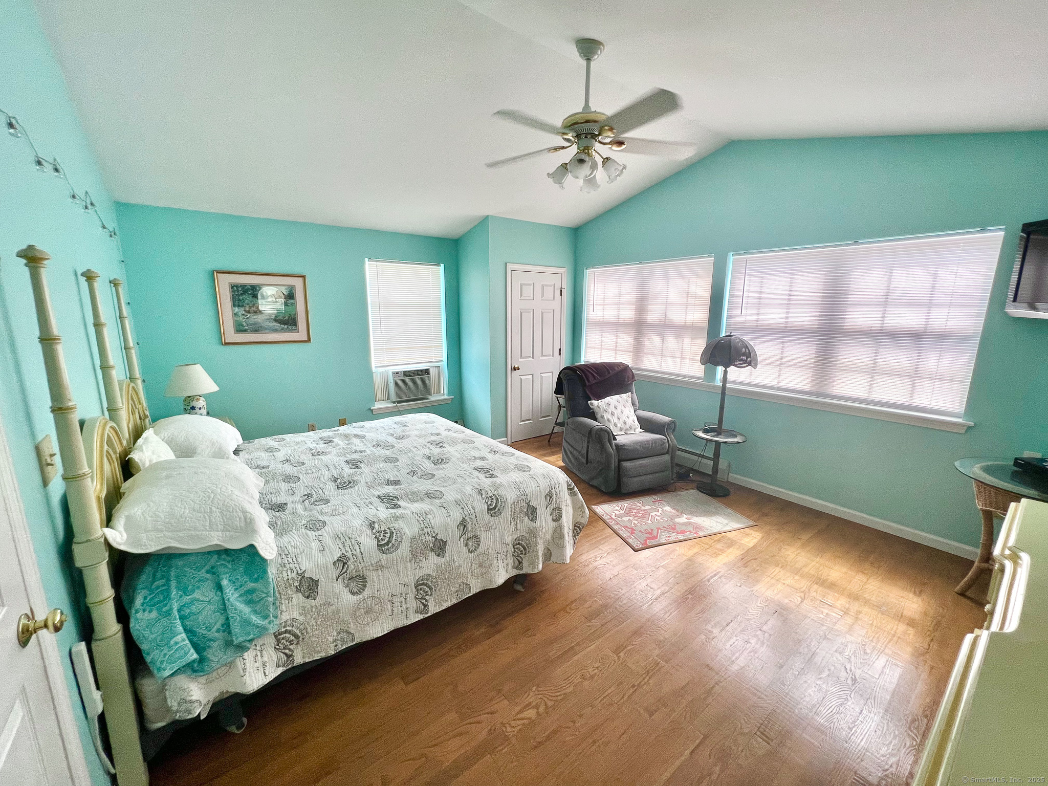 906 East Broadway Milford CT 06460