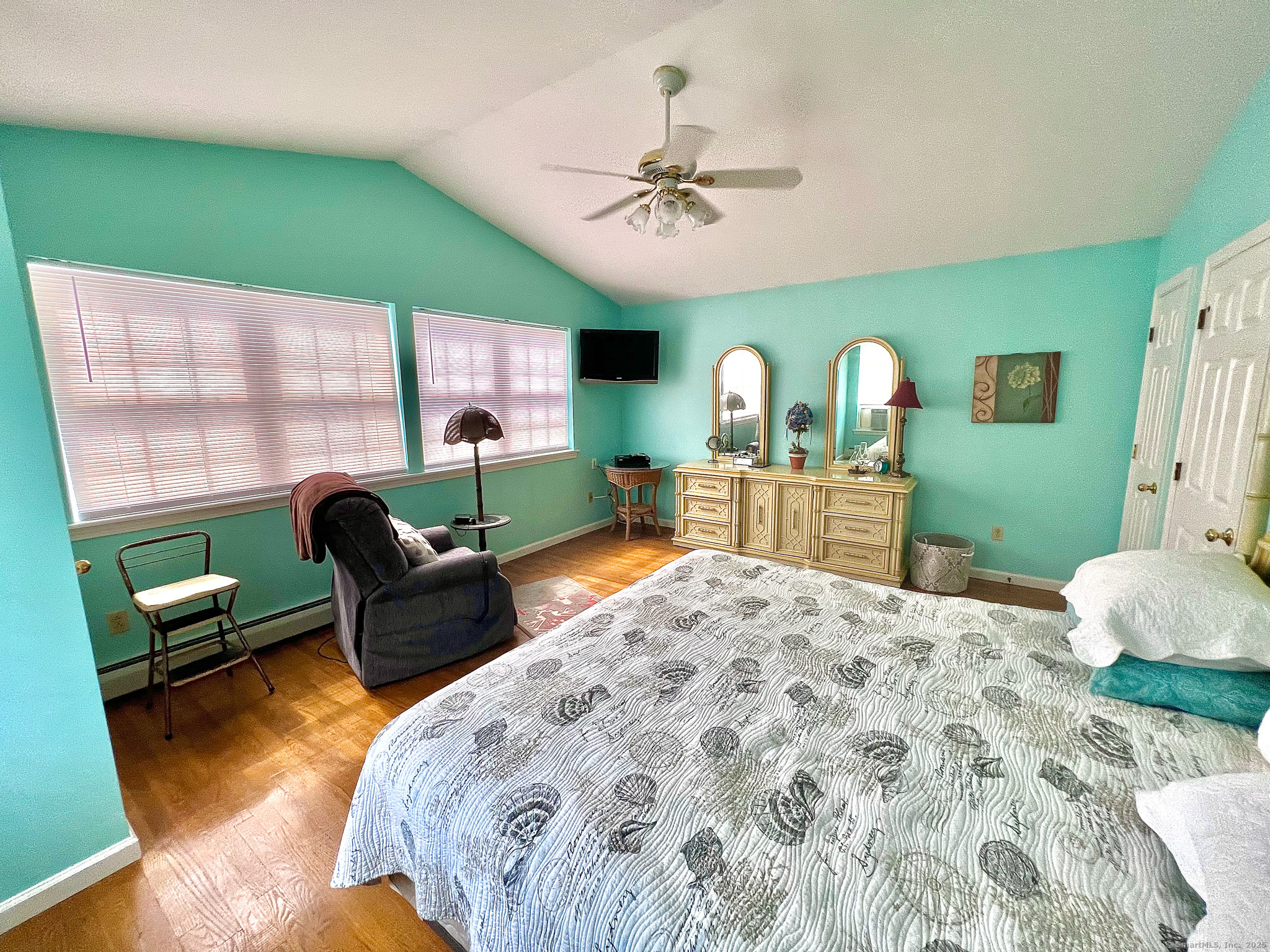 906 East Broadway Milford CT 06460