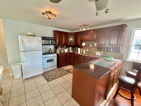 906 East Broadway Milford CT 06460