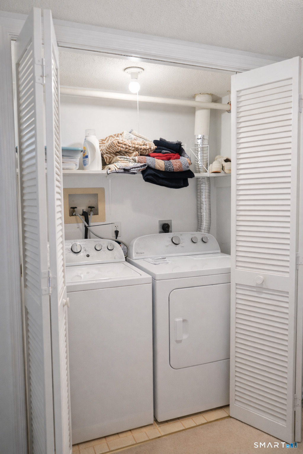 2 Mansfield Grove Road East Haven CT 06512