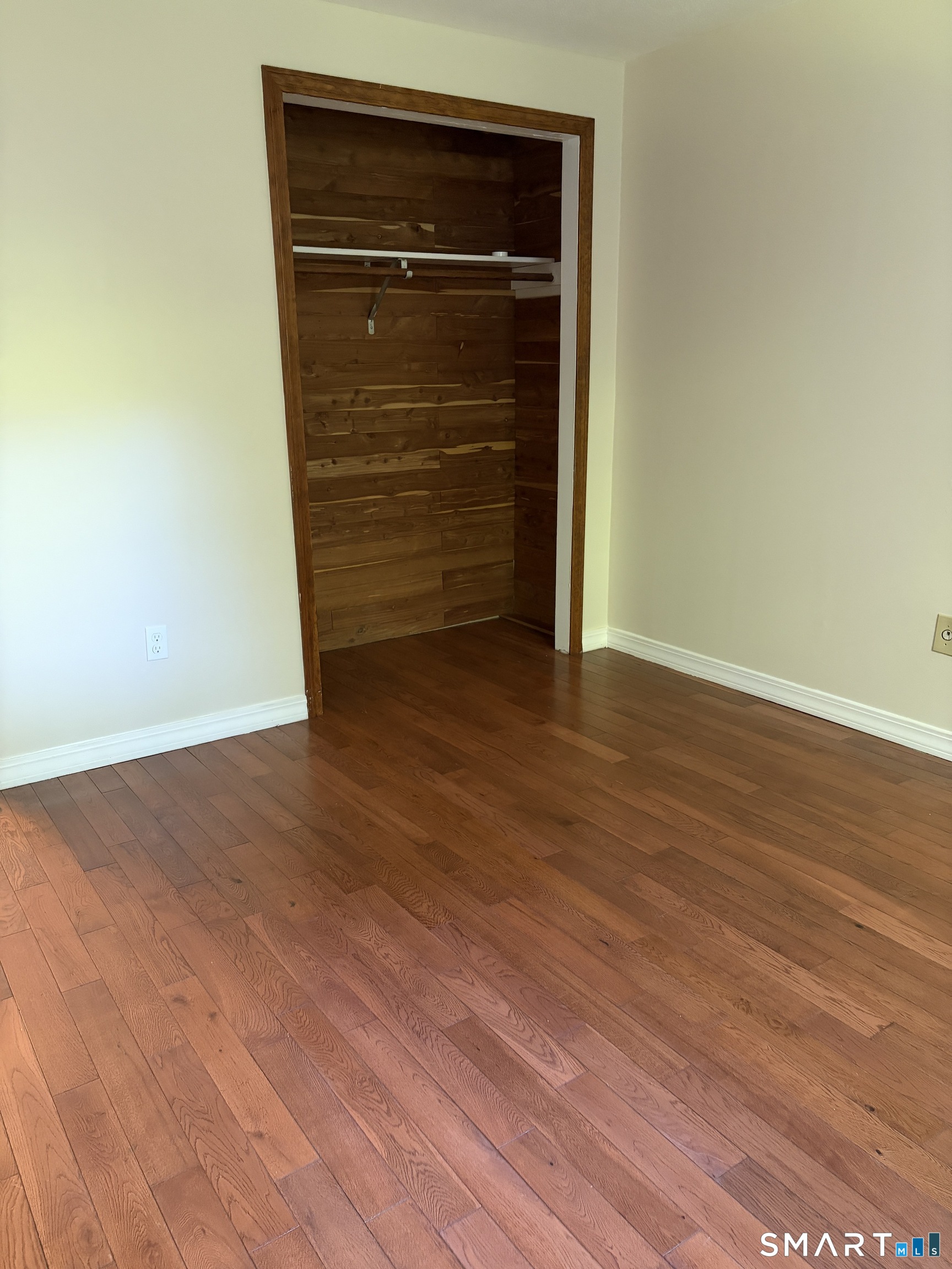 13 Kent Court Ashford CT 06278