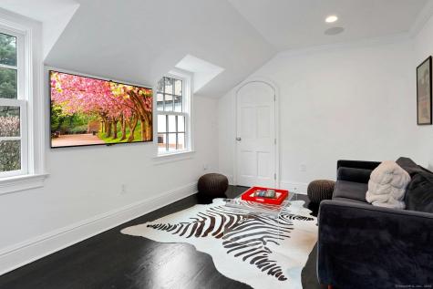 75 Hanson Road Darien CT 06820