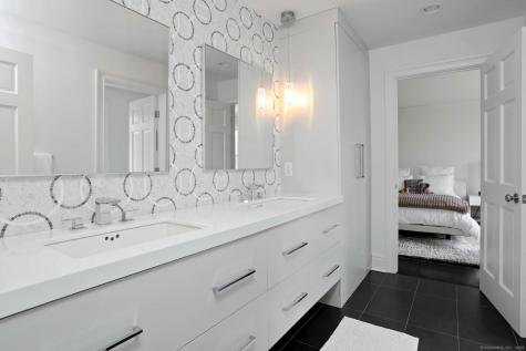 75 Hanson Road Darien CT 06820