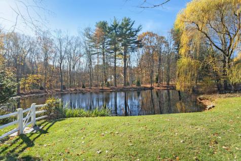 75 Hanson Road Darien CT 06820