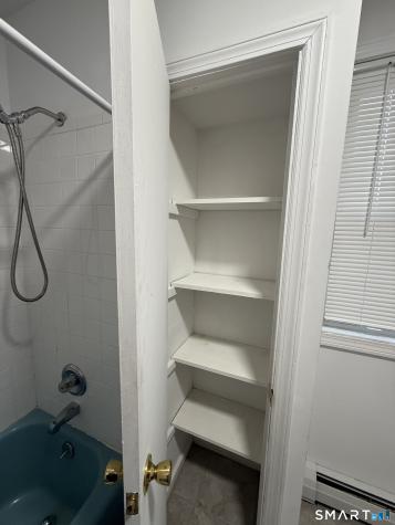 1 Farnsworth Street New London CT 06320