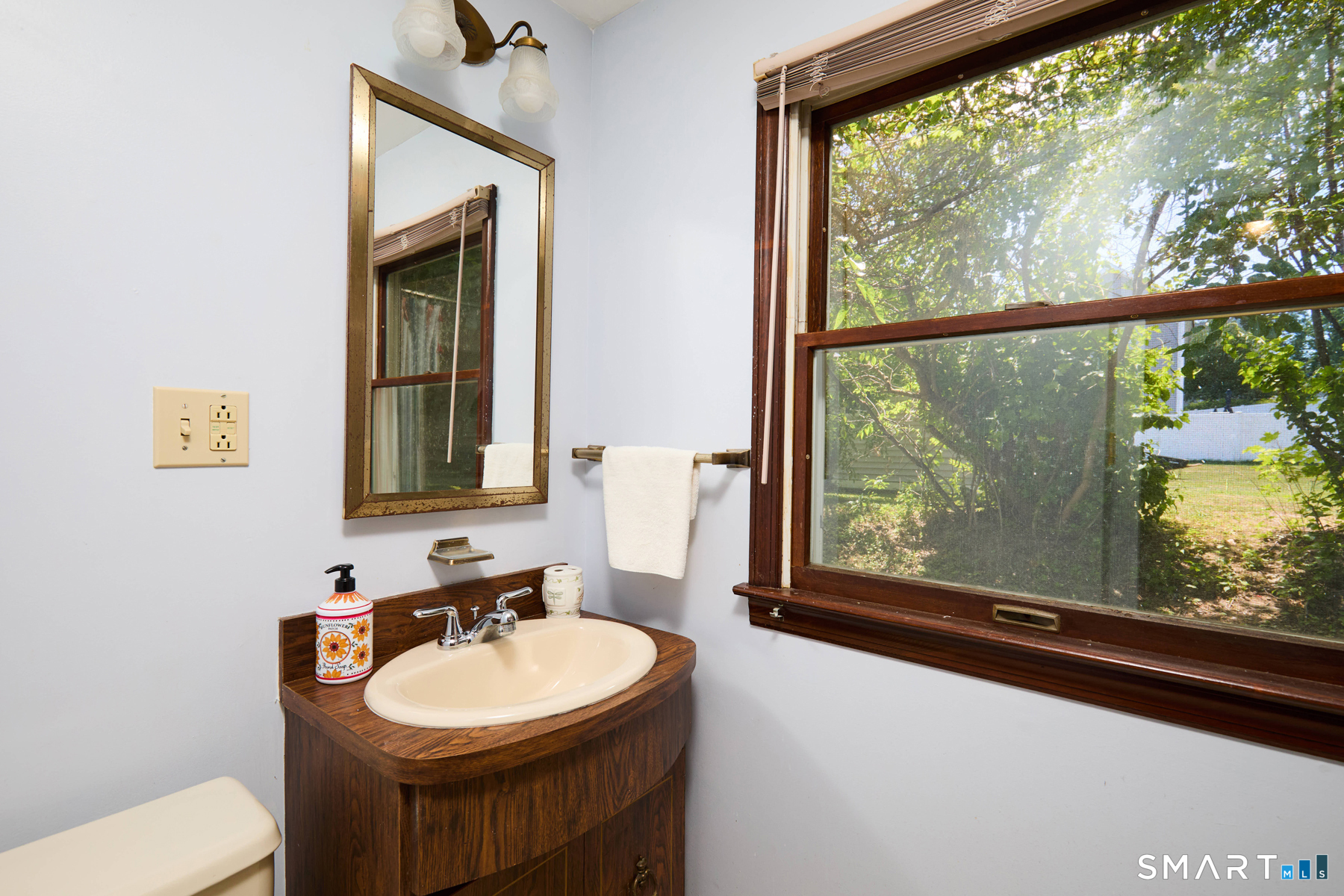15 Harvester Road Fairfield CT 06825