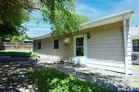 15 Harvester Road Fairfield CT 06825