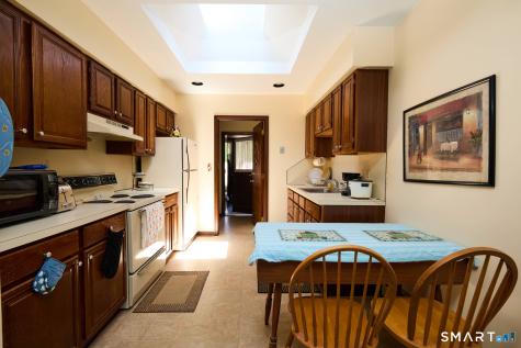 15 Harvester Road Fairfield CT 06825