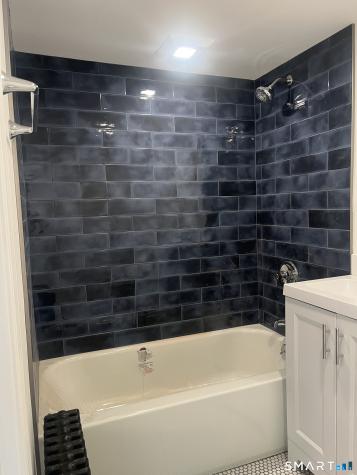 156 Union Street Manchester CT 06042