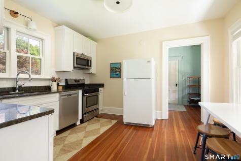 20 Ethan Allen Street Salisbury CT 06039