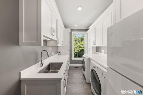 73 Foggwood Circle Fairfield CT 06824