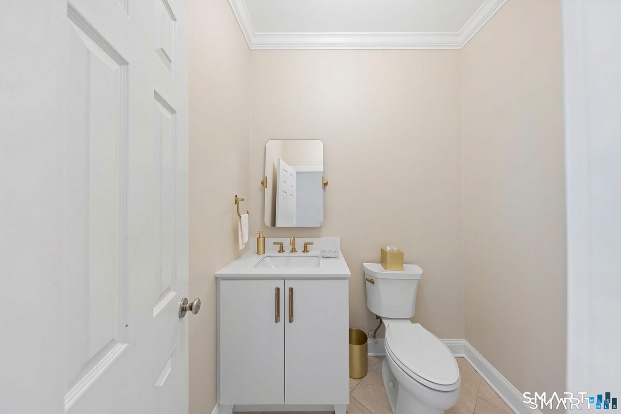 73 Foggwood Circle Fairfield CT 06824