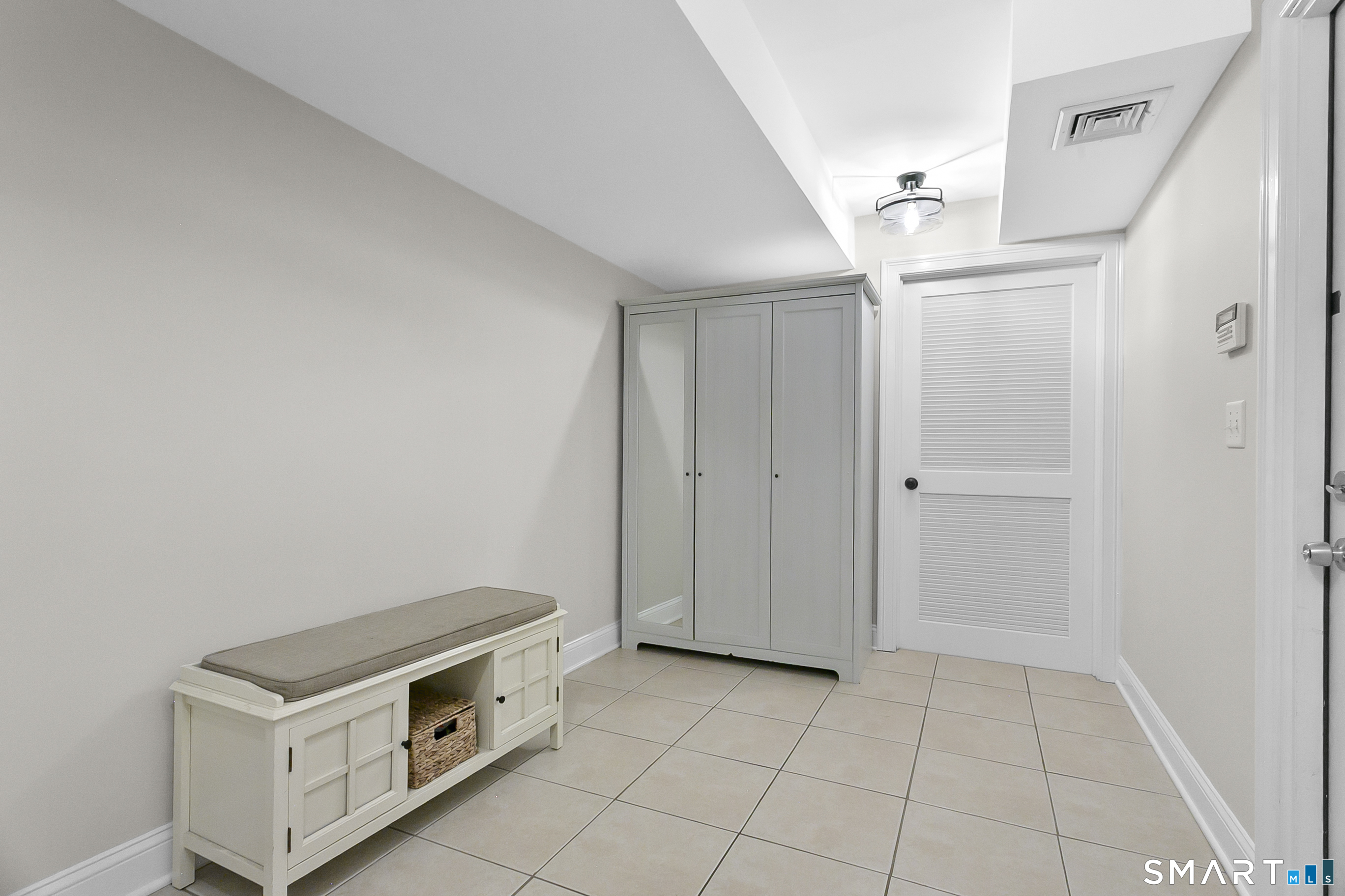 24 Warsaw Street Fairfield CT 06825