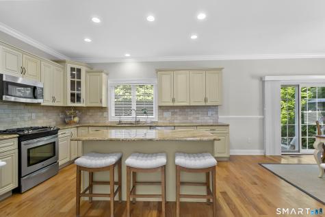 24 Warsaw Street Fairfield CT 06825