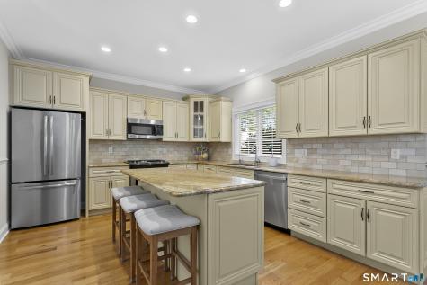 24 Warsaw Street Fairfield CT 06825