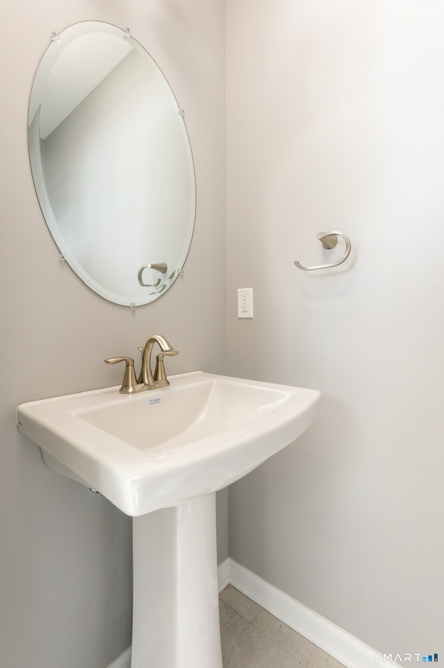 25 Hall Avenue Wallingford CT 06492