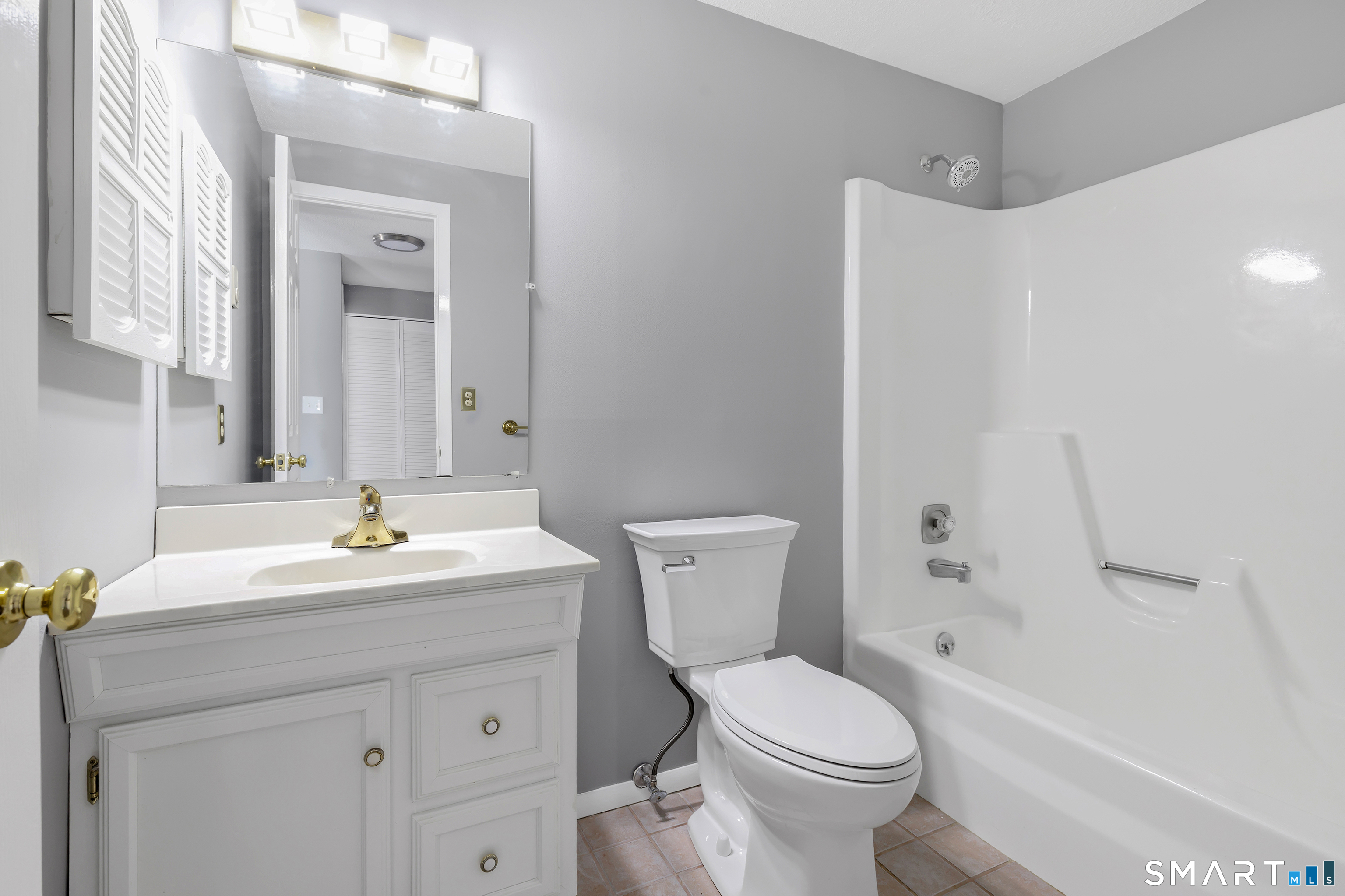 135 Heather Ridge Shelton CT 06484