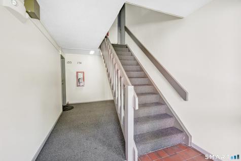 135 Heather Ridge Shelton CT 06484