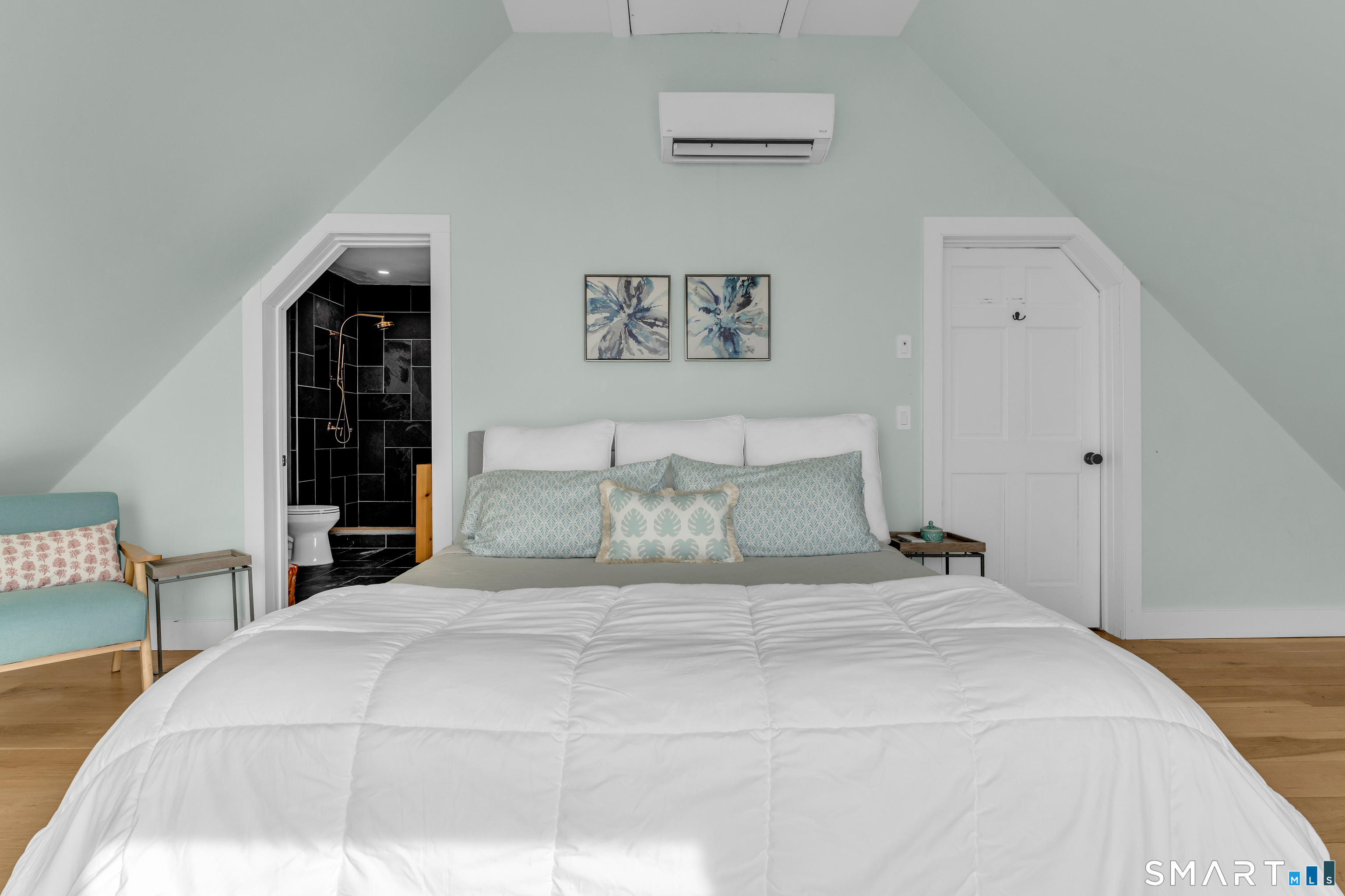 49 Circle Beach Road Madison CT 06443