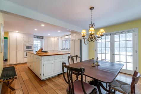 5 North Street Roxbury CT 06783