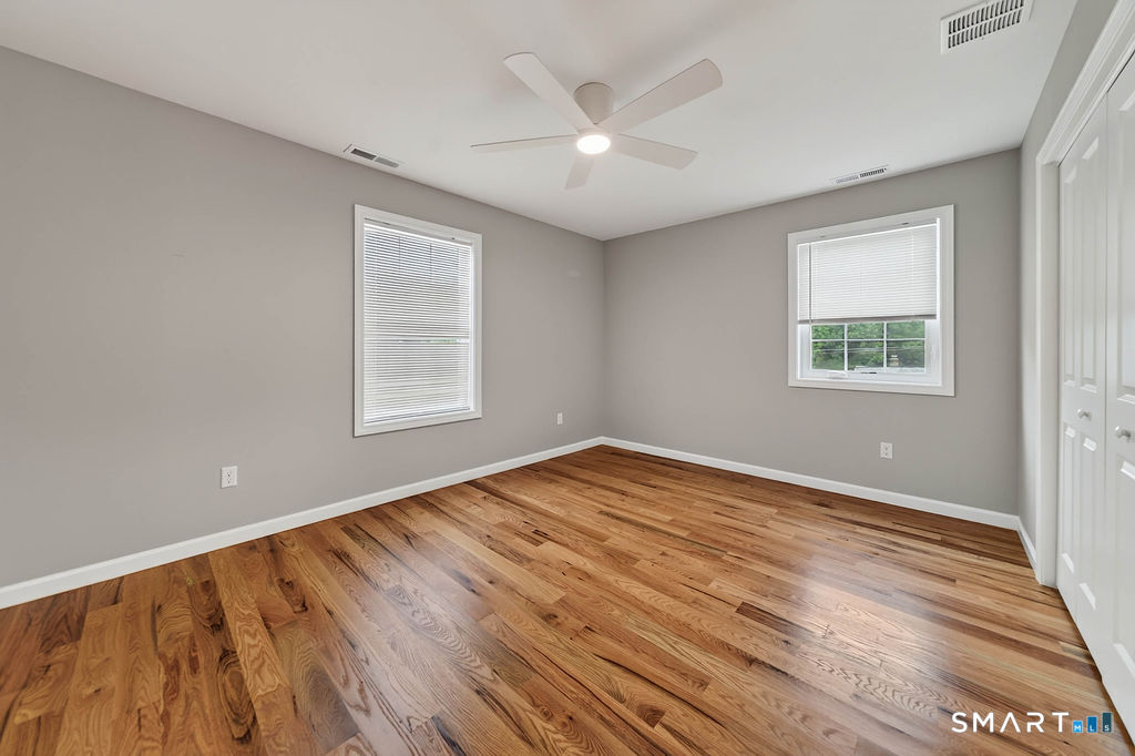 33 West End Avenue Branford CT 06405