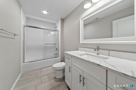 33 West End Avenue Branford CT 06405