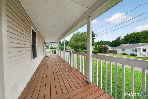 33 West End Avenue Branford CT 06405