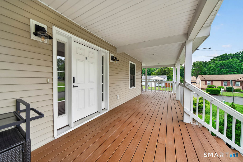 33 West End Avenue Branford CT 06405