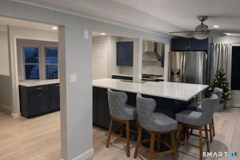 201 Seneca Drive Groton CT 06340