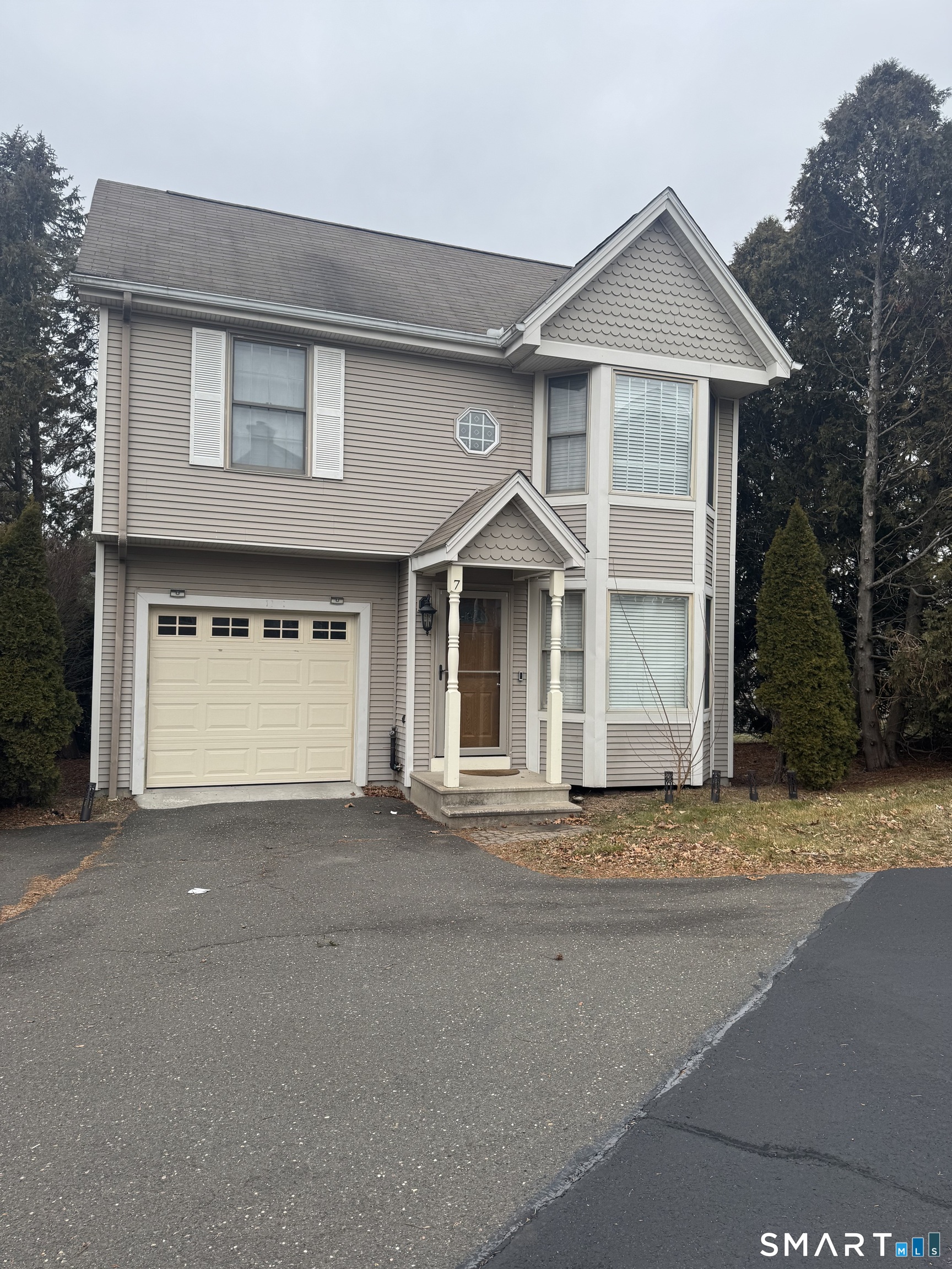 7 Bittersweet Lane South Windsor CT 06074