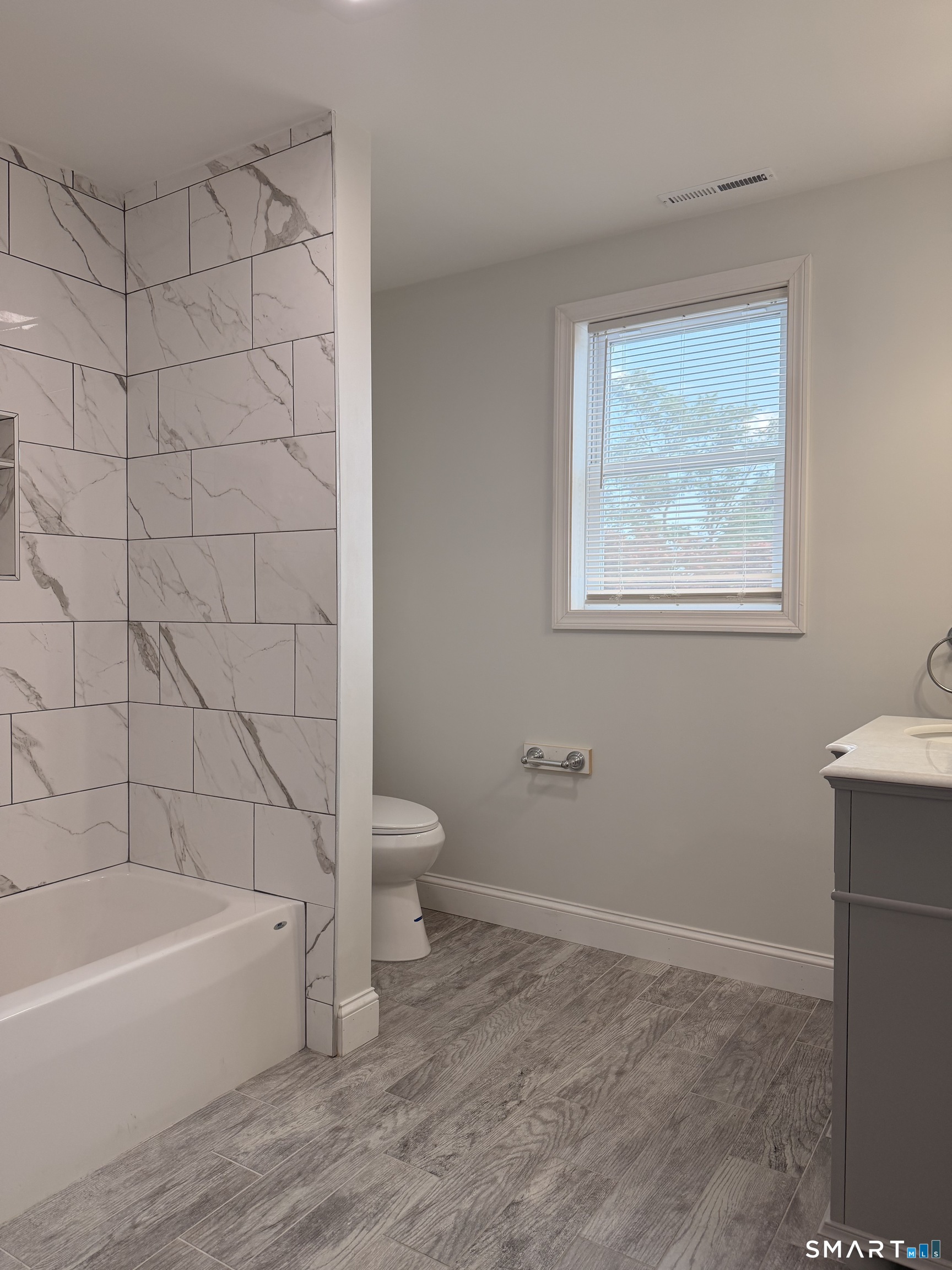 1085-11 Whalley Avenue New Haven CT 06515