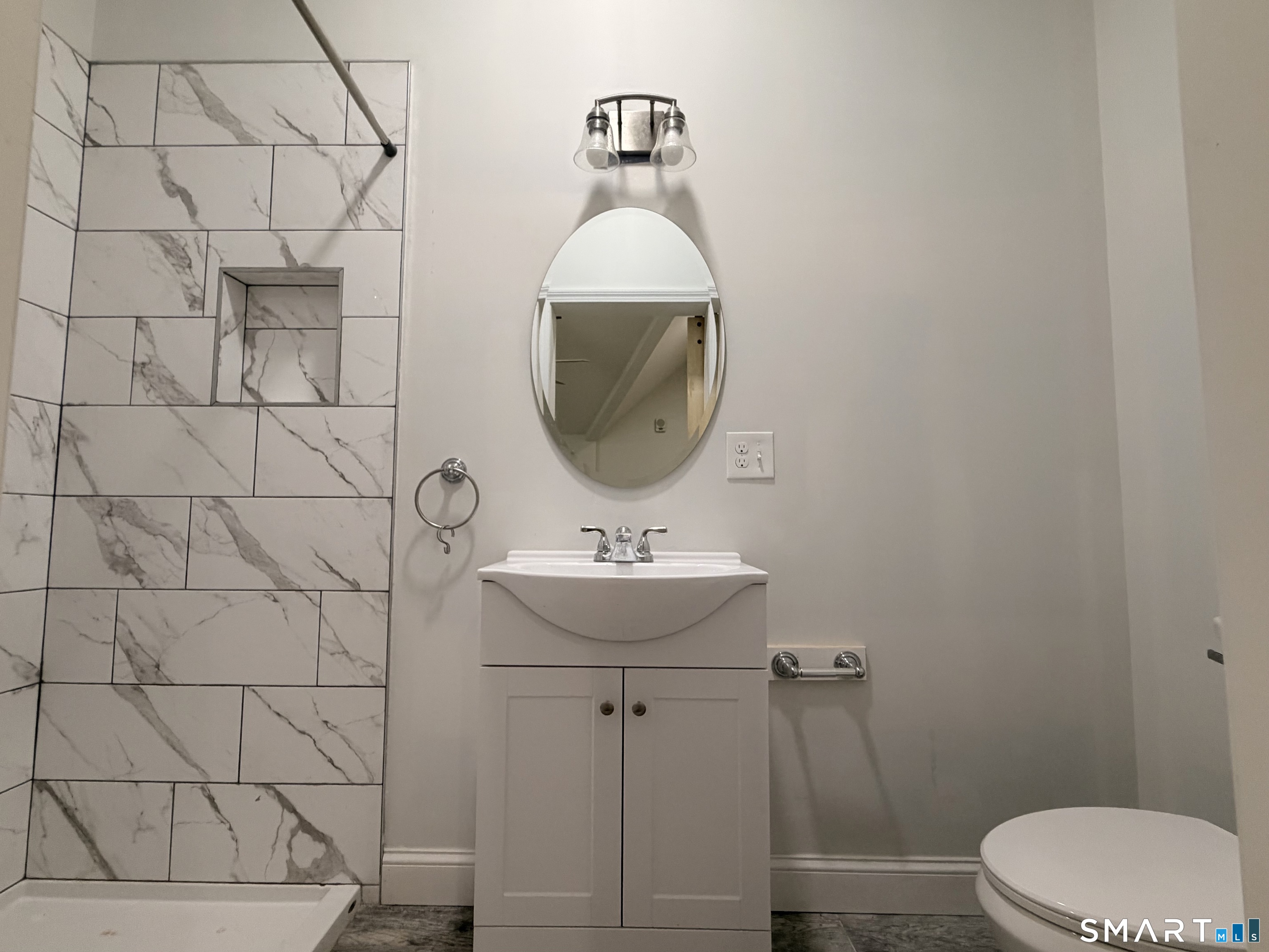 1085-11 Whalley Avenue New Haven CT 06515