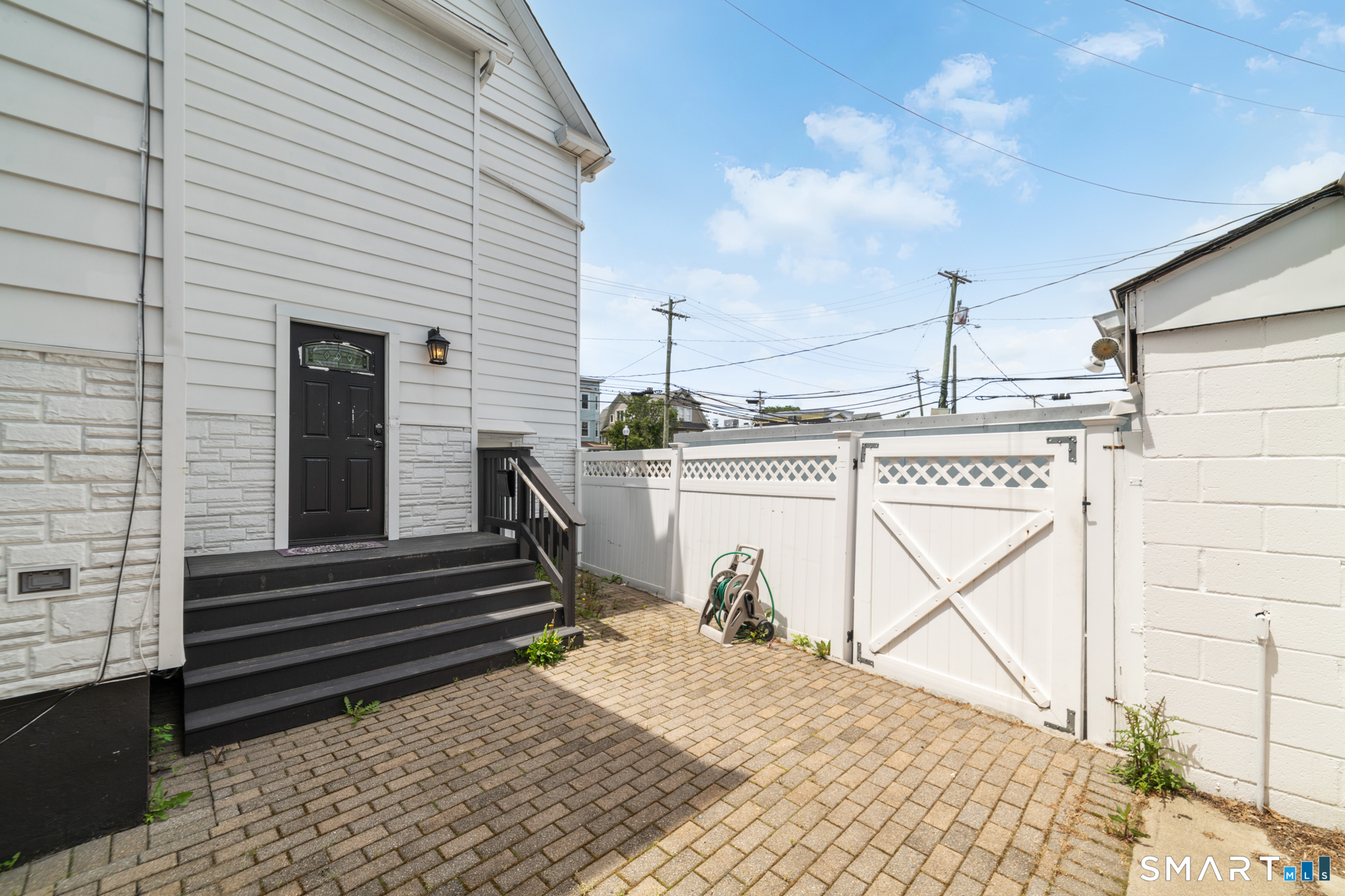 714 B Madison Avenue Bridgeport CT 06606
