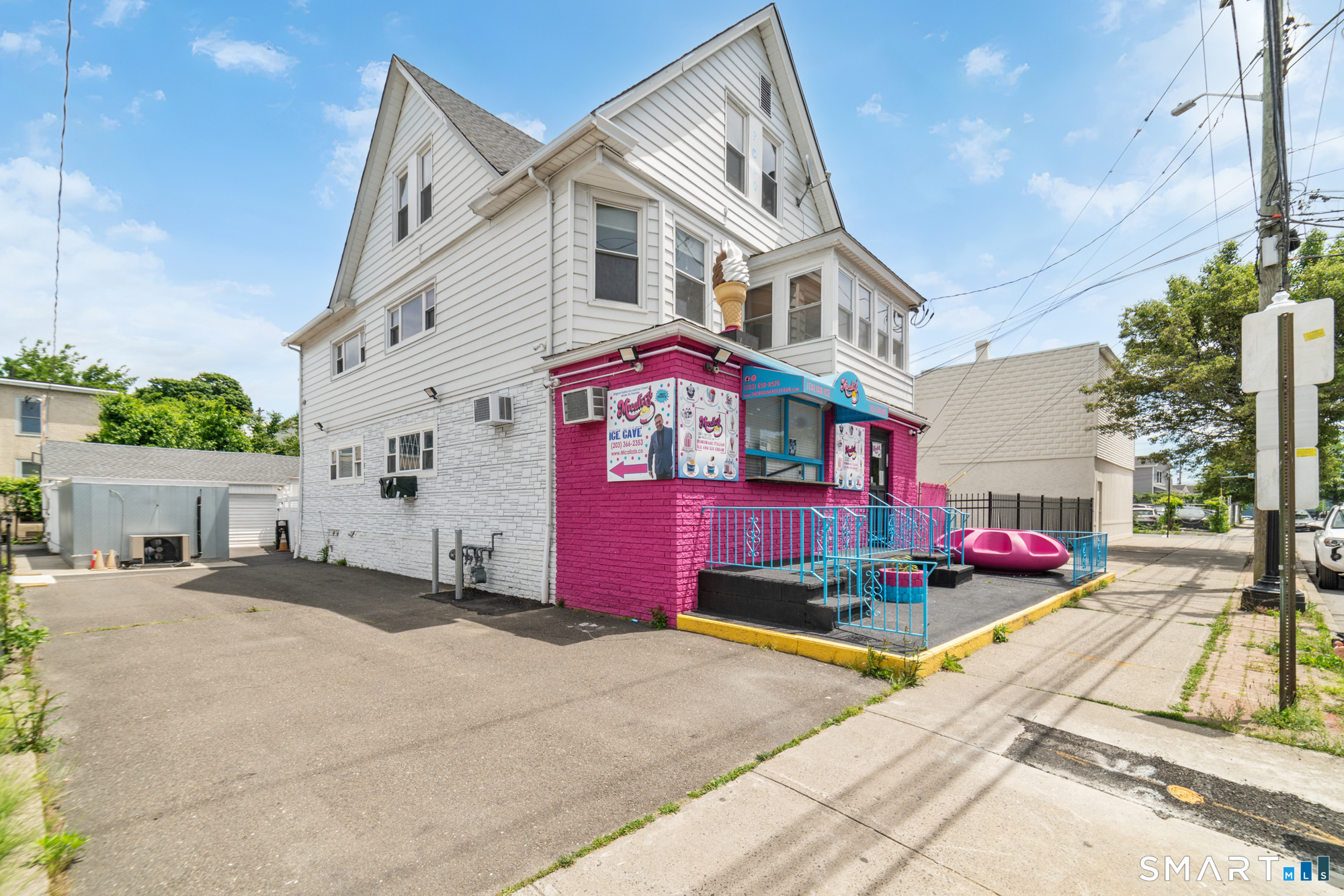 714 B Madison Avenue Bridgeport CT 06606