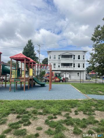1389 Pembroke Street Bridgeport CT 06608