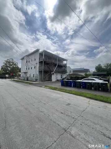 1389 Pembroke Street Bridgeport CT 06608