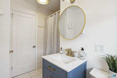 132 Toll House Lane Fairfield CT 06825