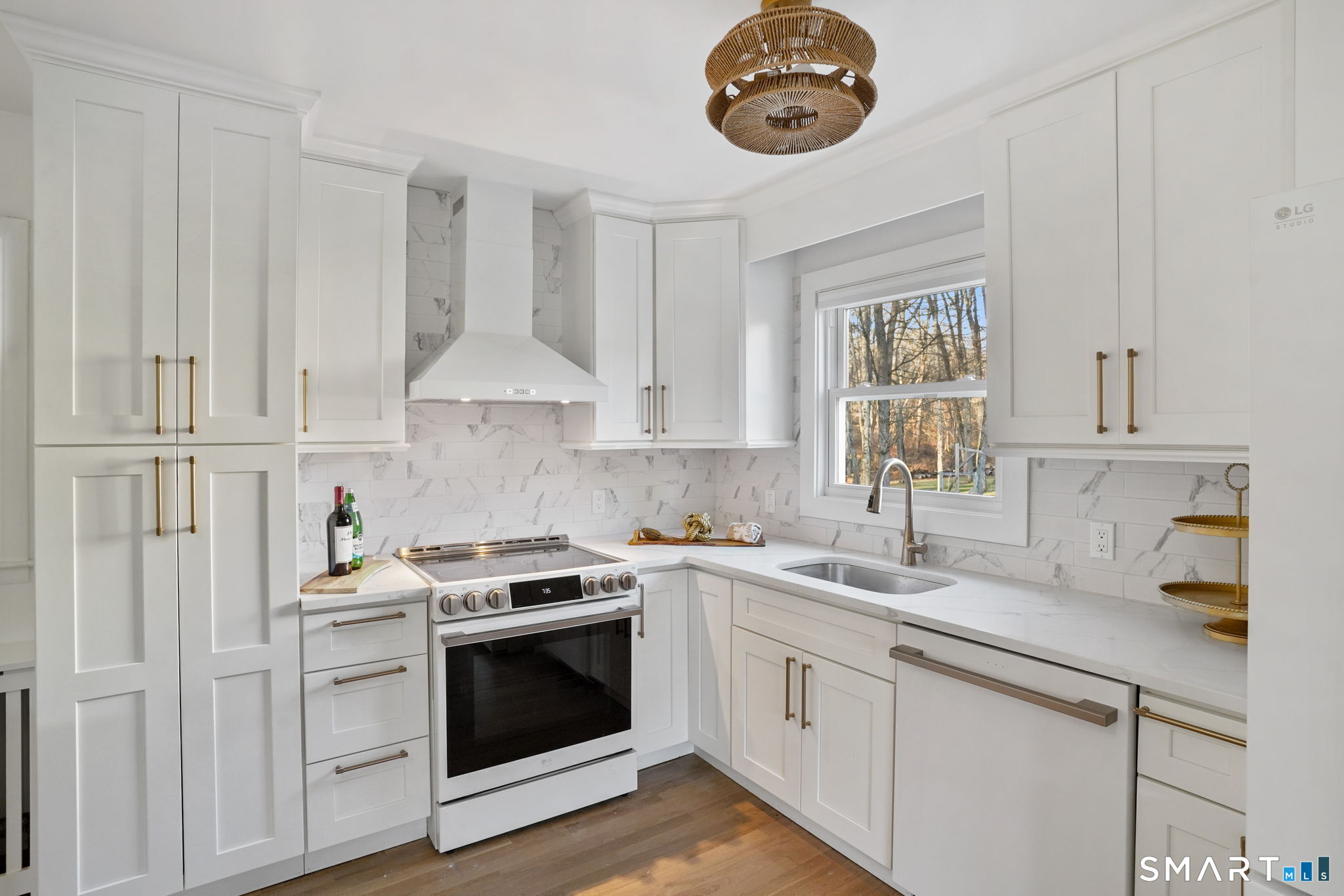 132 Toll House Lane Fairfield CT 06825